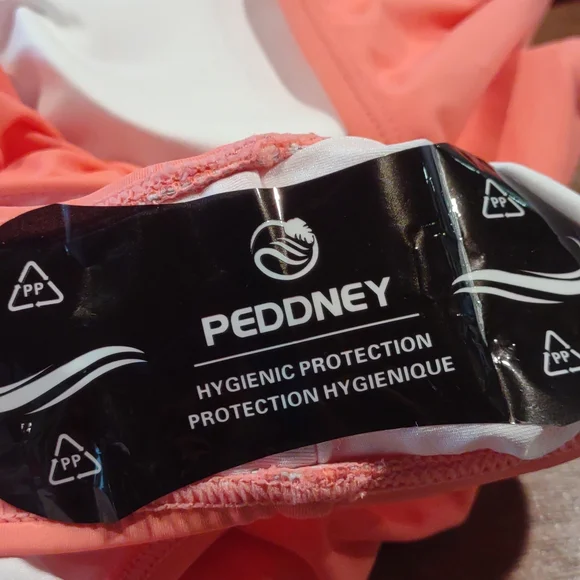 Peddney one piece coral size Small ruffled swimsuit. NWOT Size S ADORABLE - Picture 4 of 5